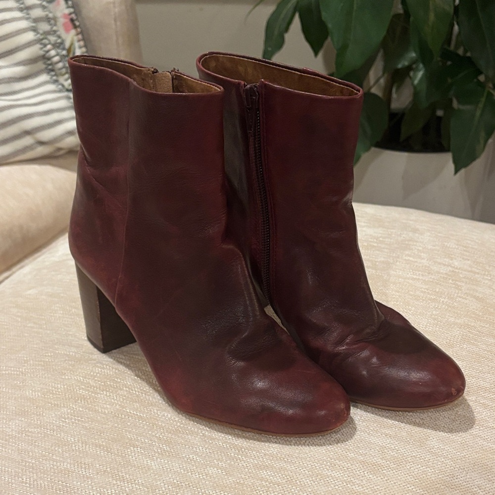 Corso Como Rich Burgundy Ankle Booties